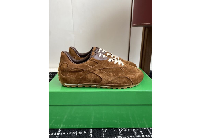 B0tte*a vene*ta orbit sneakers