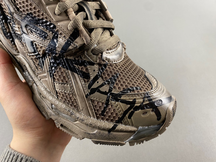 BLCG RUNNER SNEAKER