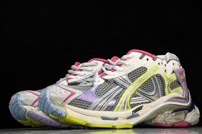 BLCG RUNNER SNEAKER