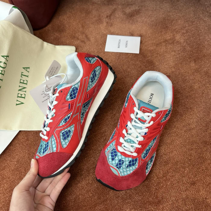 B0tte*a vene*ta orbit sneakers