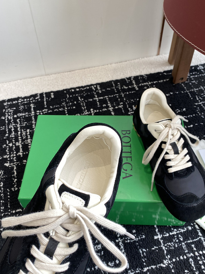 B0tte*a vene*ta orbit sneakers