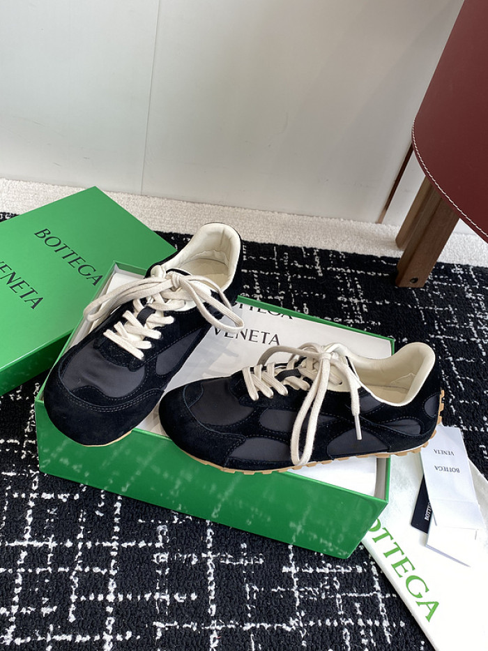 B0tte*a vene*ta orbit sneakers