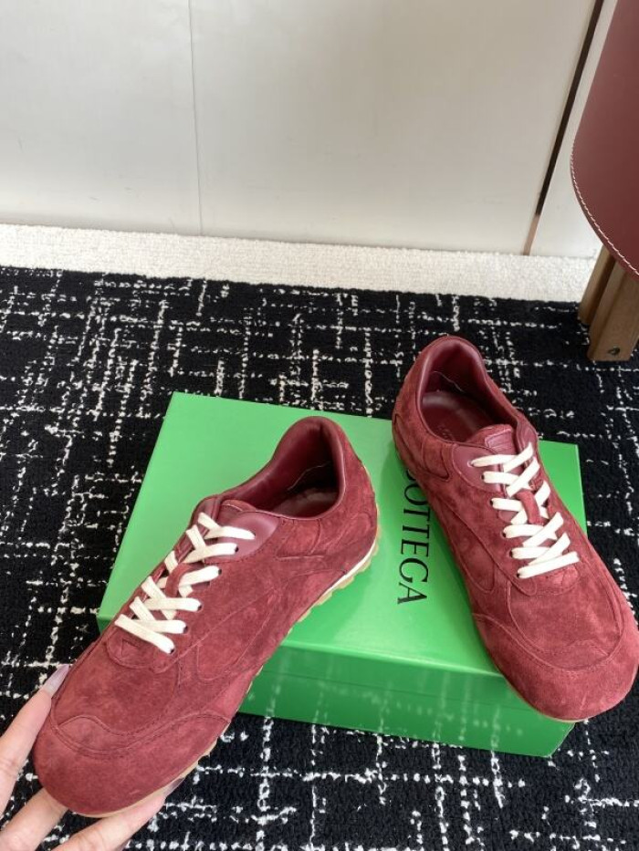 B0tte*a vene*ta orbit sneakers