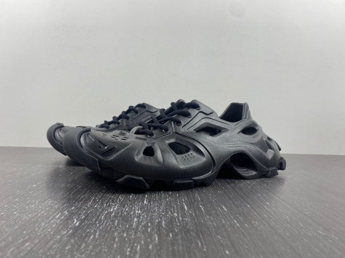 blc* hd lace-up sneaker