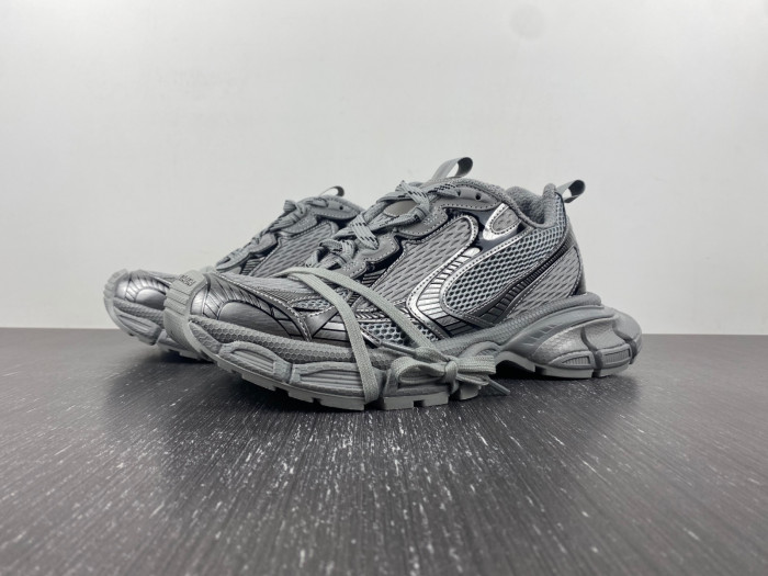 blc* 3xl sneaker