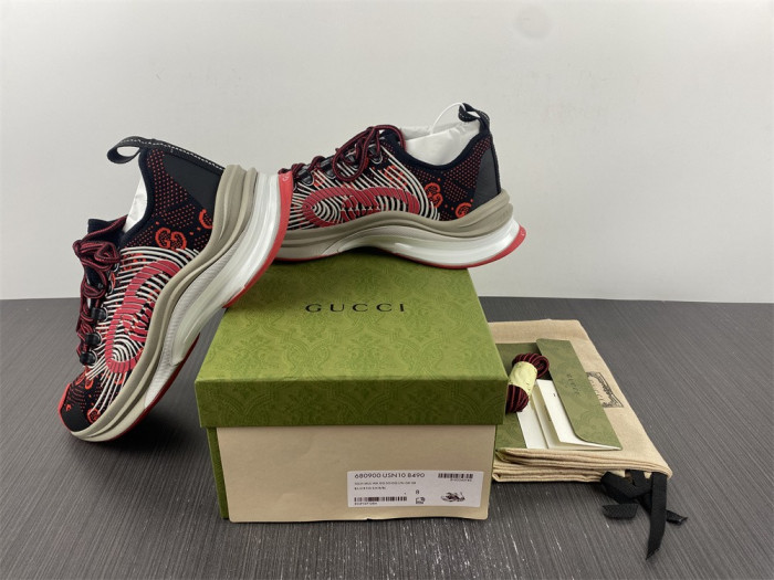 G*u*i1 run sneaker