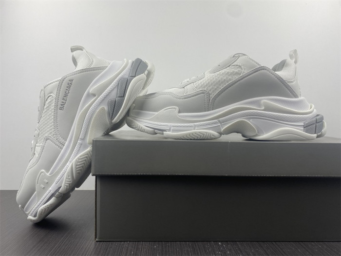blc* triple s trainer