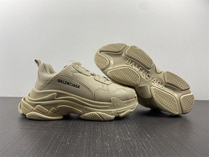 blc* triple s trainer