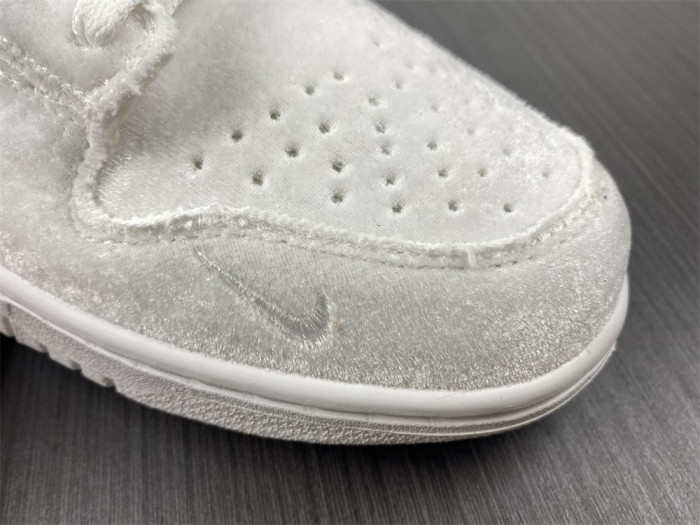 dover street market nike dunk low dh2686-100