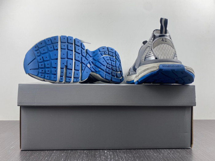 blc* 3xl sneaker
