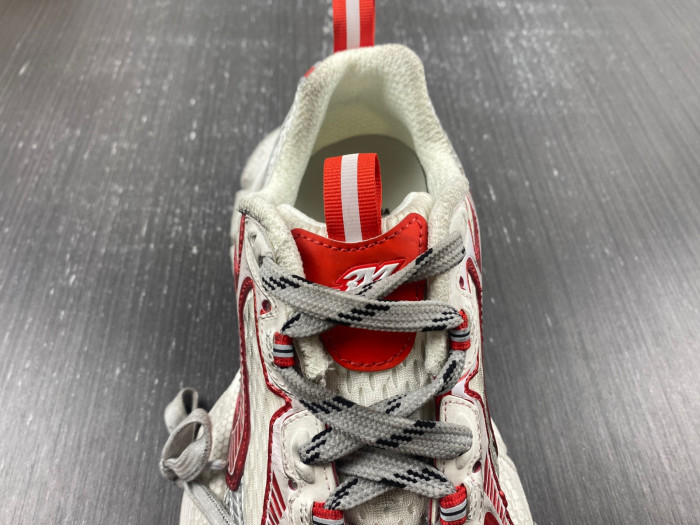 blc* 3xl sneaker