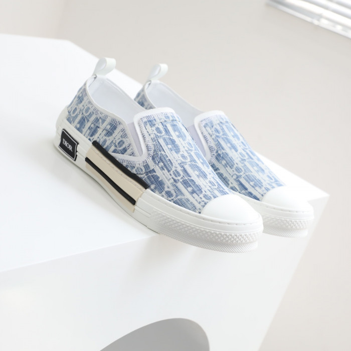 D1OR B23 SNEAKER