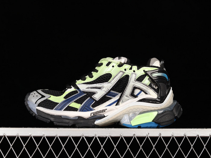 blcg runner sneaker