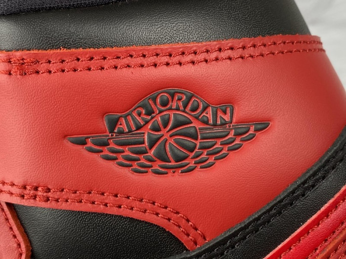 air jordan 1 hi 85 varsity red summit white black bq4422-600