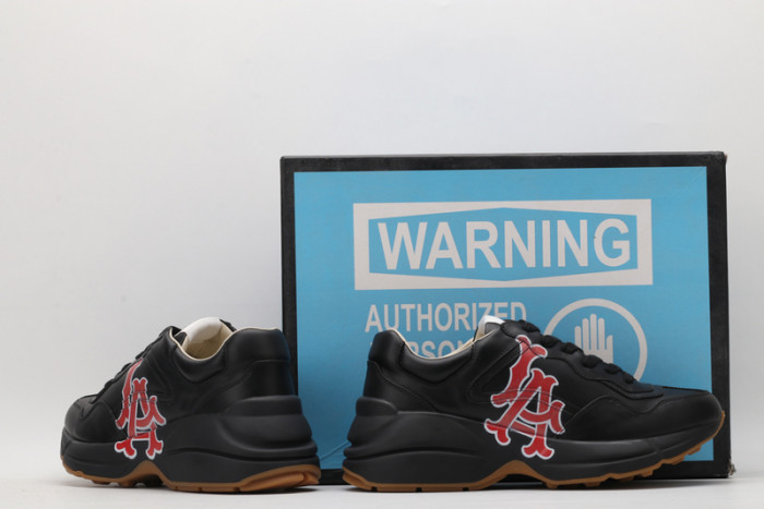 gc rhyton sneakers