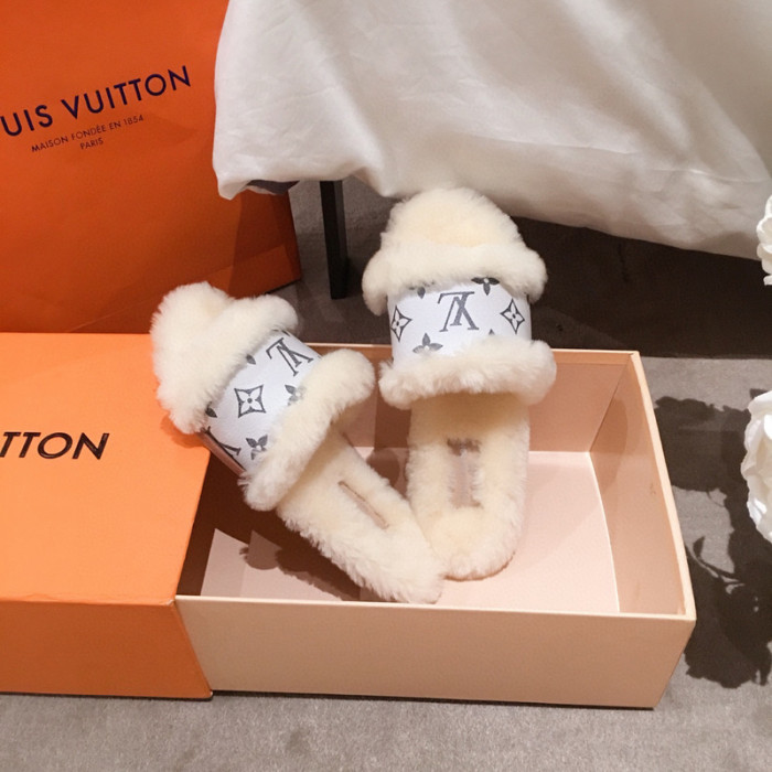 lou1_ton flat mule