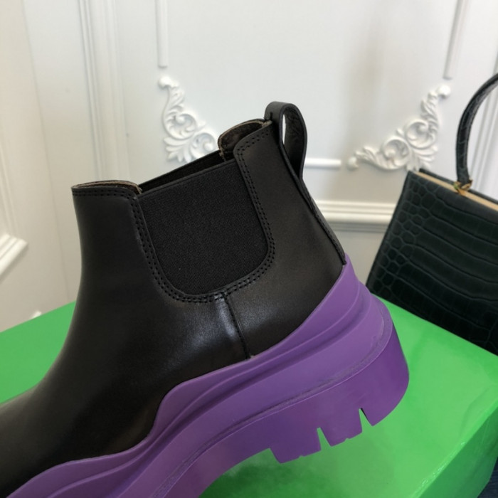 botteg*Ve*ne*ta tire leather ankle boots
