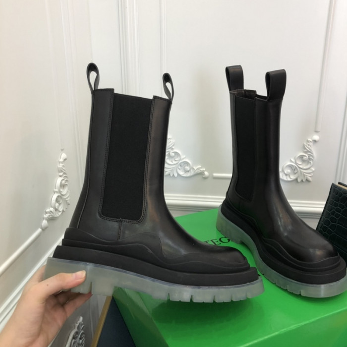 botteg*Ve*ne*ta tire leather ankle boots