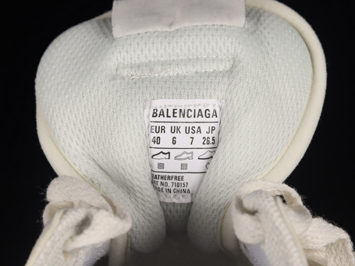 blc* triple s trainer