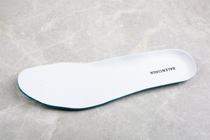 blcg runner sneaker