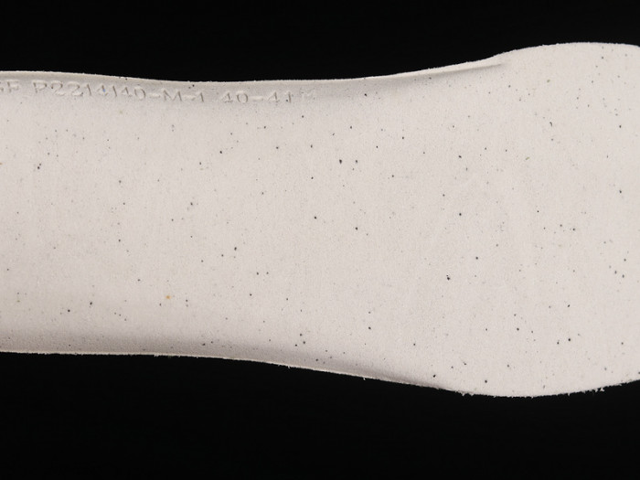 blcg runner sneaker