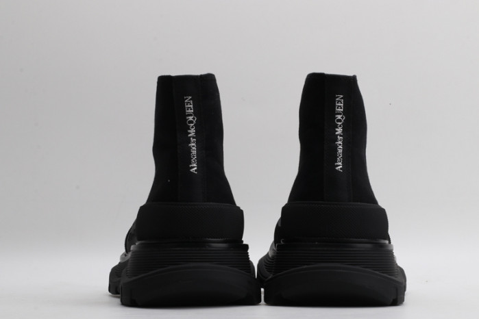 mcqueen tread slick
