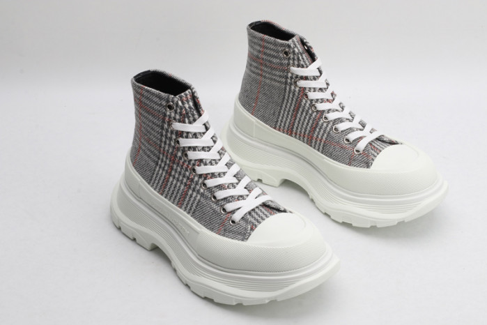 mcqueen tread slick