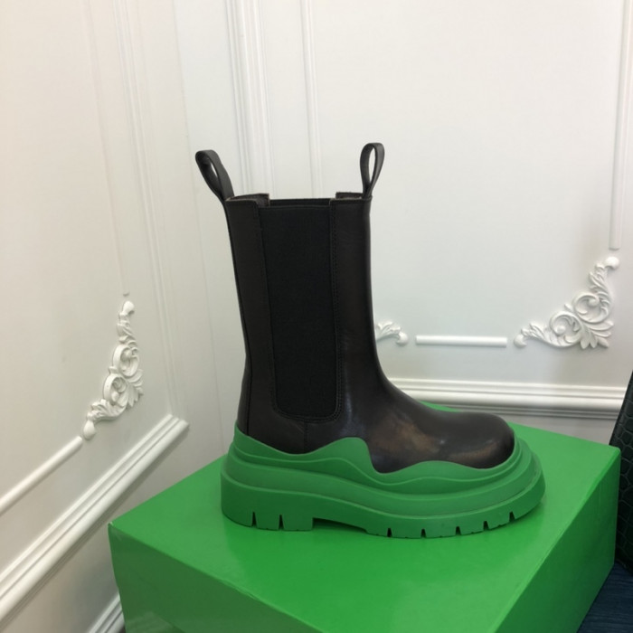 botteg*Ve*ne*ta tire leather ankle boots