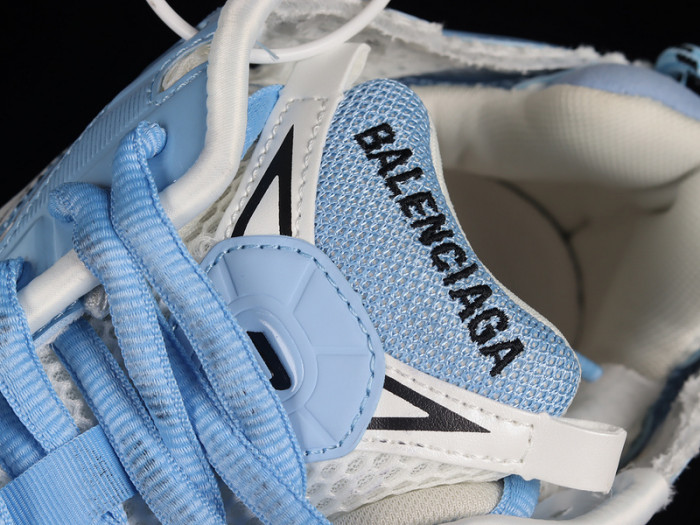 blcg runner sneaker