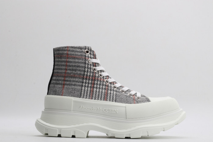 mcqueen tread slick